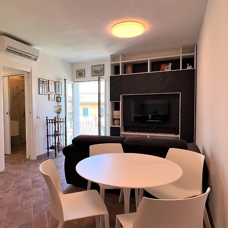 Castellini-private Parking Сиена