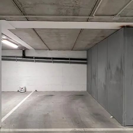 Апартаменты Castellini-private Parking Сиена