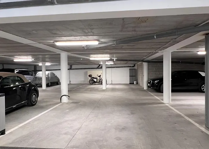 Castellini-private Parking * 锡耶纳