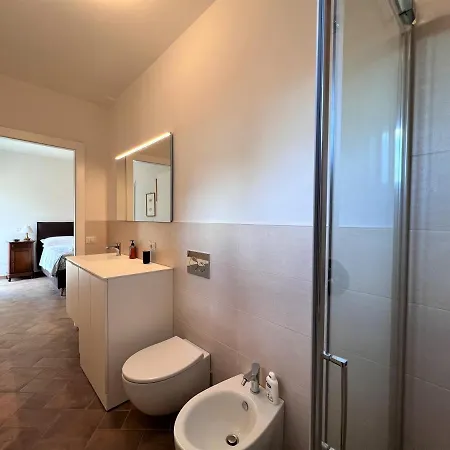 Apartamento Castellini-private Parking