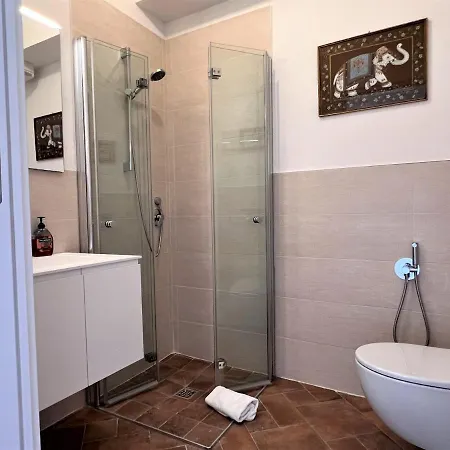 Castellini-private Parking Siena