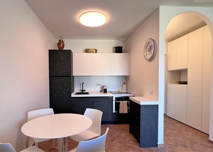 Apartment Castellini-private Parking *