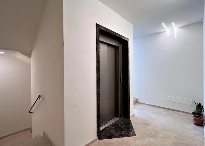 Apartment Castellini-private Parking *