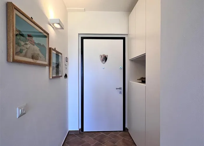 Castellini-private Parking Apartment *