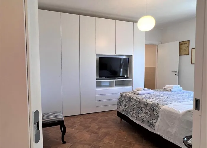 Apartment Castellini-private Parking *